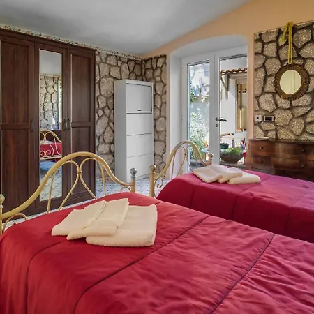 شقة Casa Silvana 2 Casa Con Giardino By Italiahost